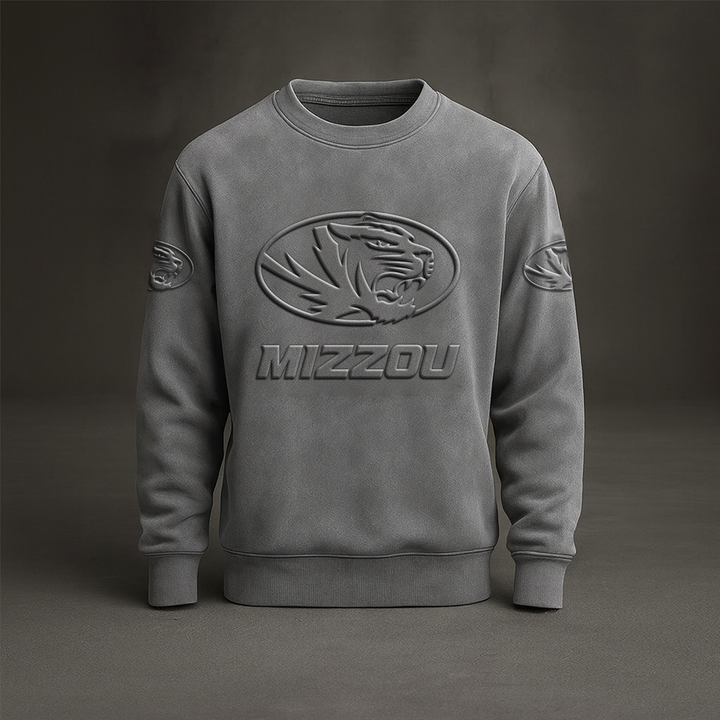 MIZZ Embossed SweatShirt DatND DVT
