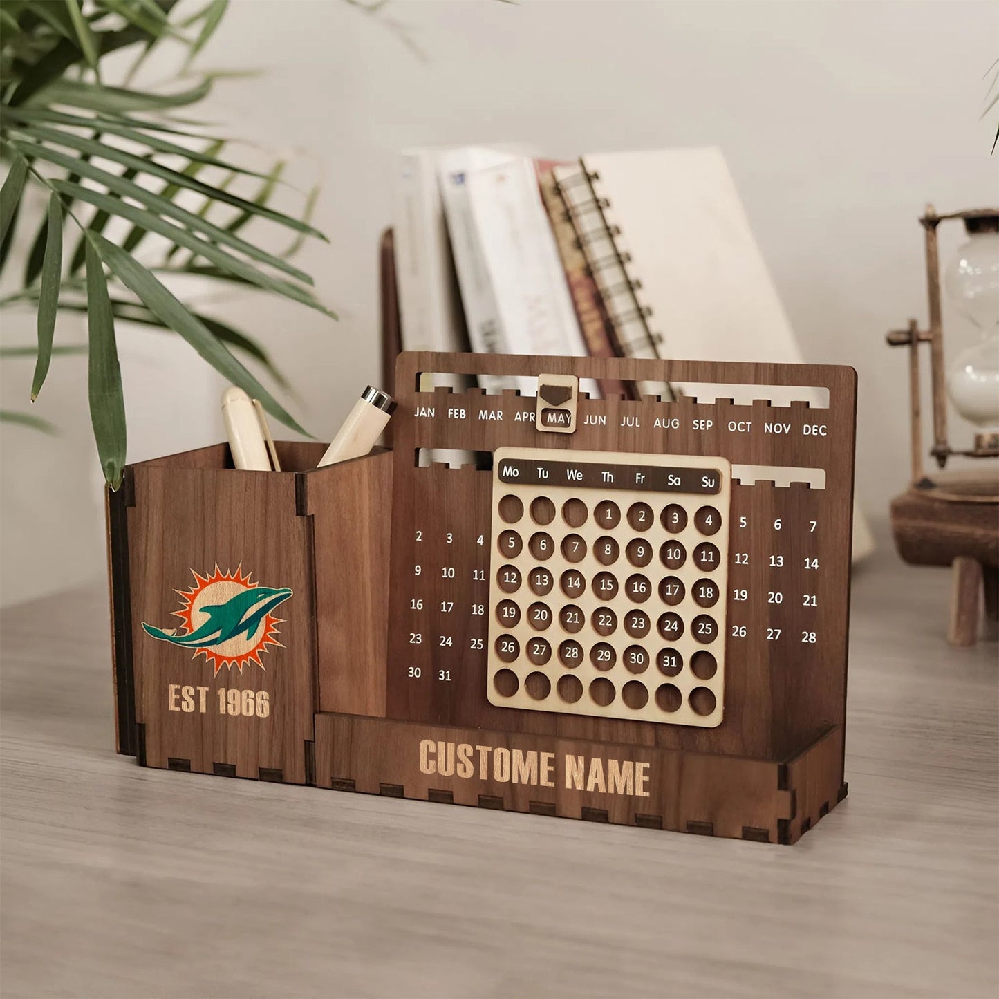 PREMIUM PERPETUAl DESK CALENDAR 2026 X MIA GIFT FOR FAN NDT NHM