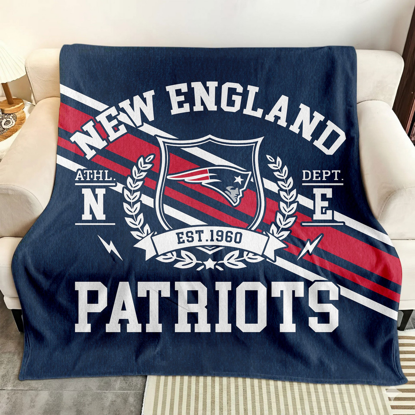 Premium NFL NE Legacy Fleece Blanket V3 NMD TTV