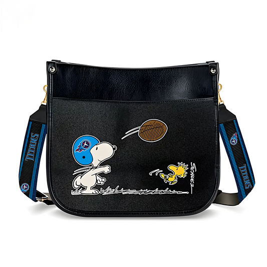 TEN x NFL Peanuts Snoopy Football Shoulder Bag DatND ThuongNH